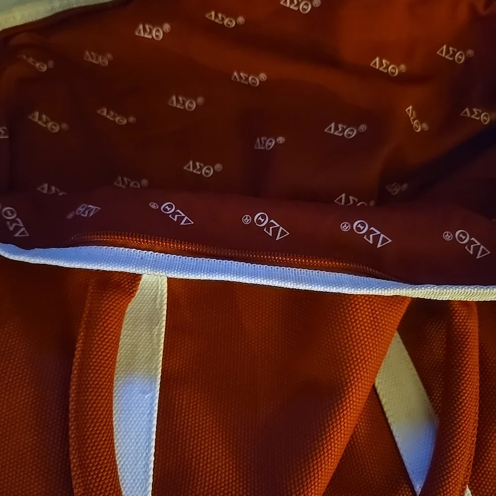 NWOT Delta Sigma Theta Sorority red & white tote Bag